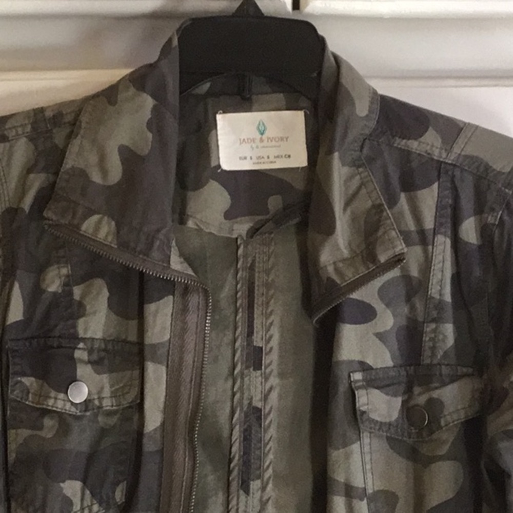 Utility Light Jacket - image 2